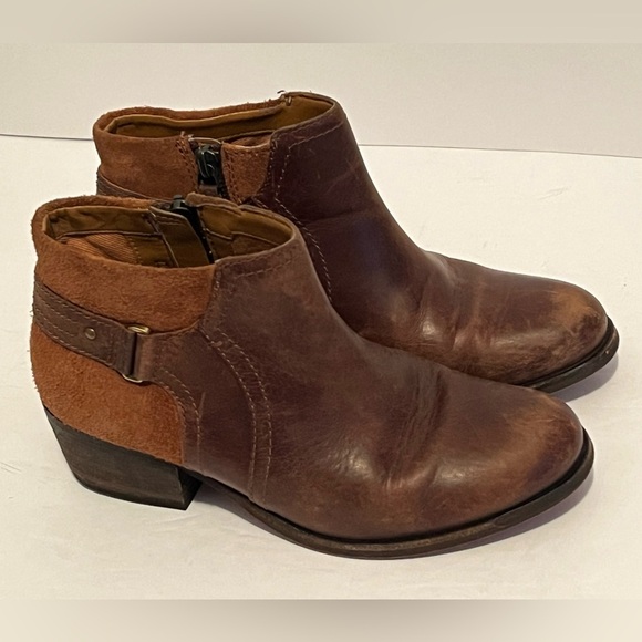 Clarks Maypearl Lilac Women's Booties in Dark Tan Leather & Suede Boots Size 5M - Picture 3 of 15